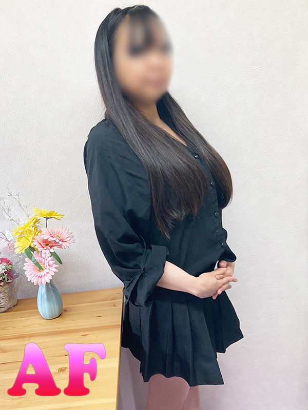 濃黒　ひなた