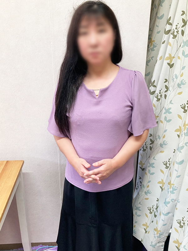 項　かなえ