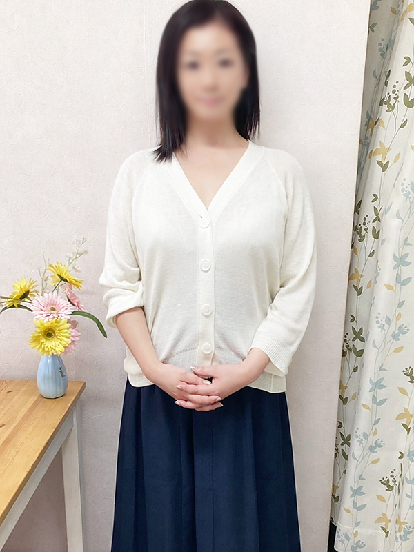 極喉　あきな