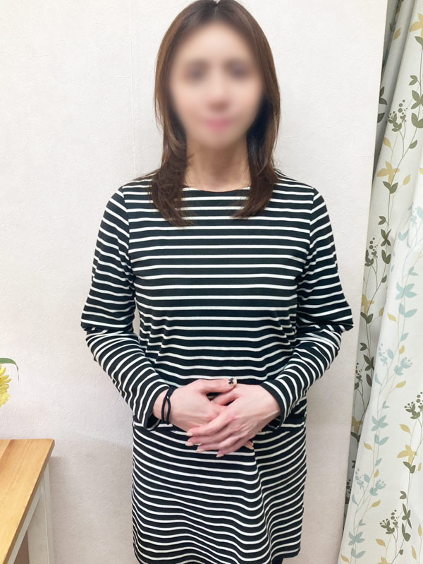 枝分　いずみ